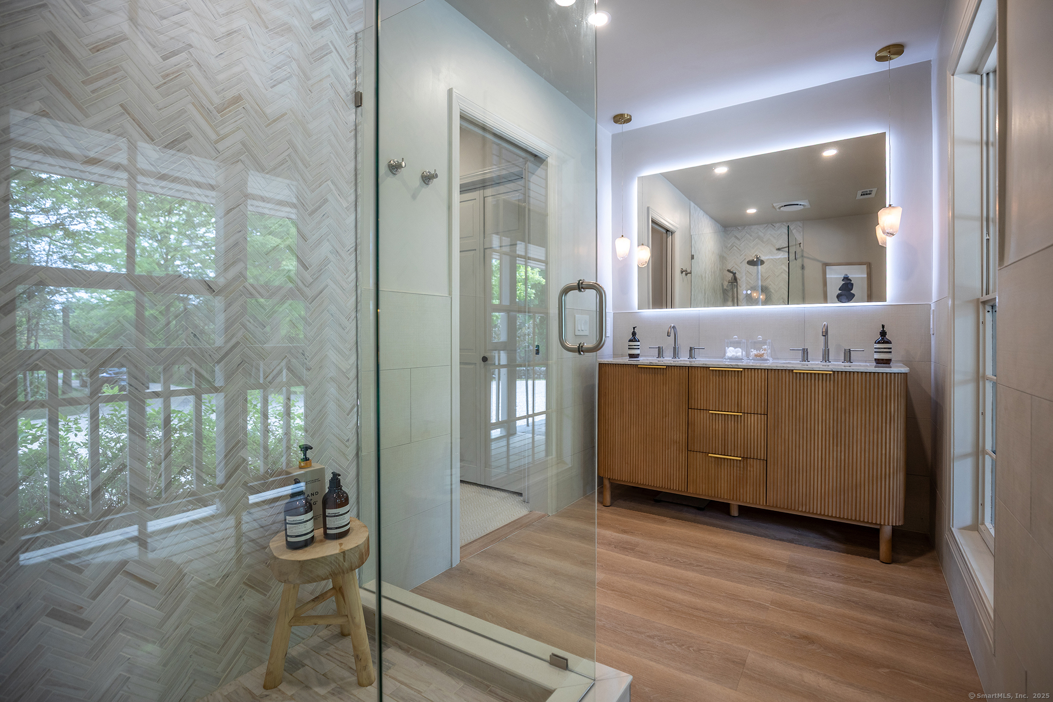 15 Herrick Road Sharon, CT 06069 - Photo 18 of 39 a living room with a wooden floor