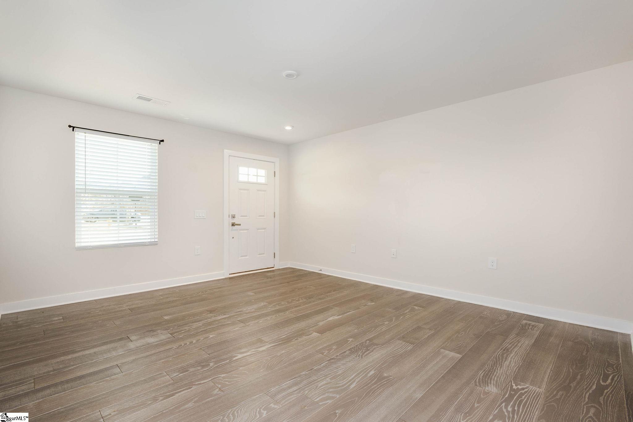 503 Aldworth Lane Fountain Inn, SC 29644 - Photo 3 of 35