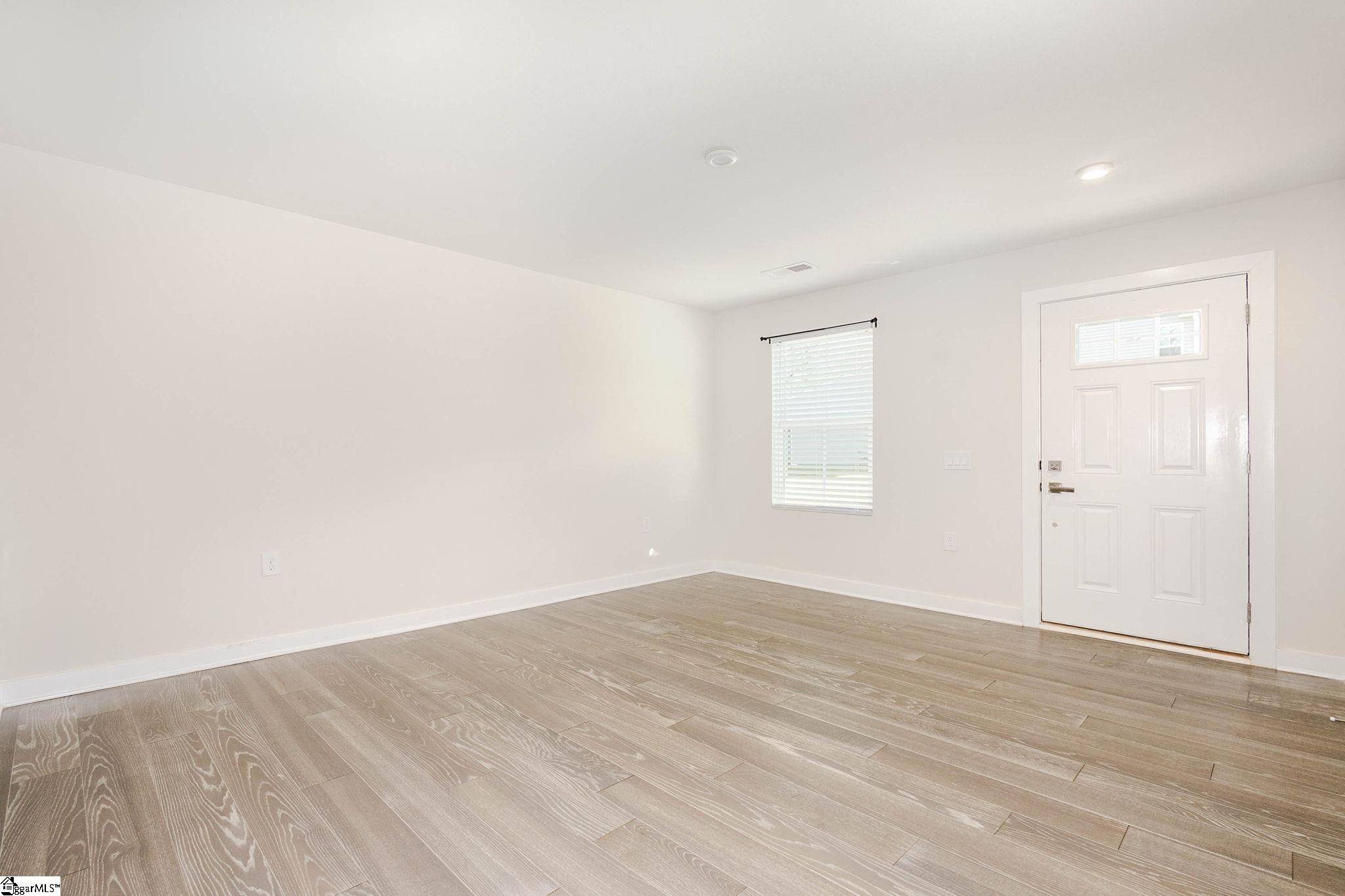 503 Aldworth Lane Fountain Inn, SC 29644 - Photo 4 of 35