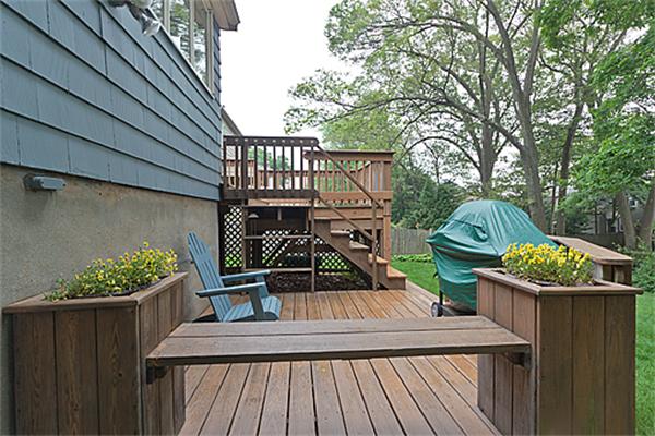 83 Glenburn Road Arlington, MA 02476 - Photo 8 of 25 Gallery Image 8