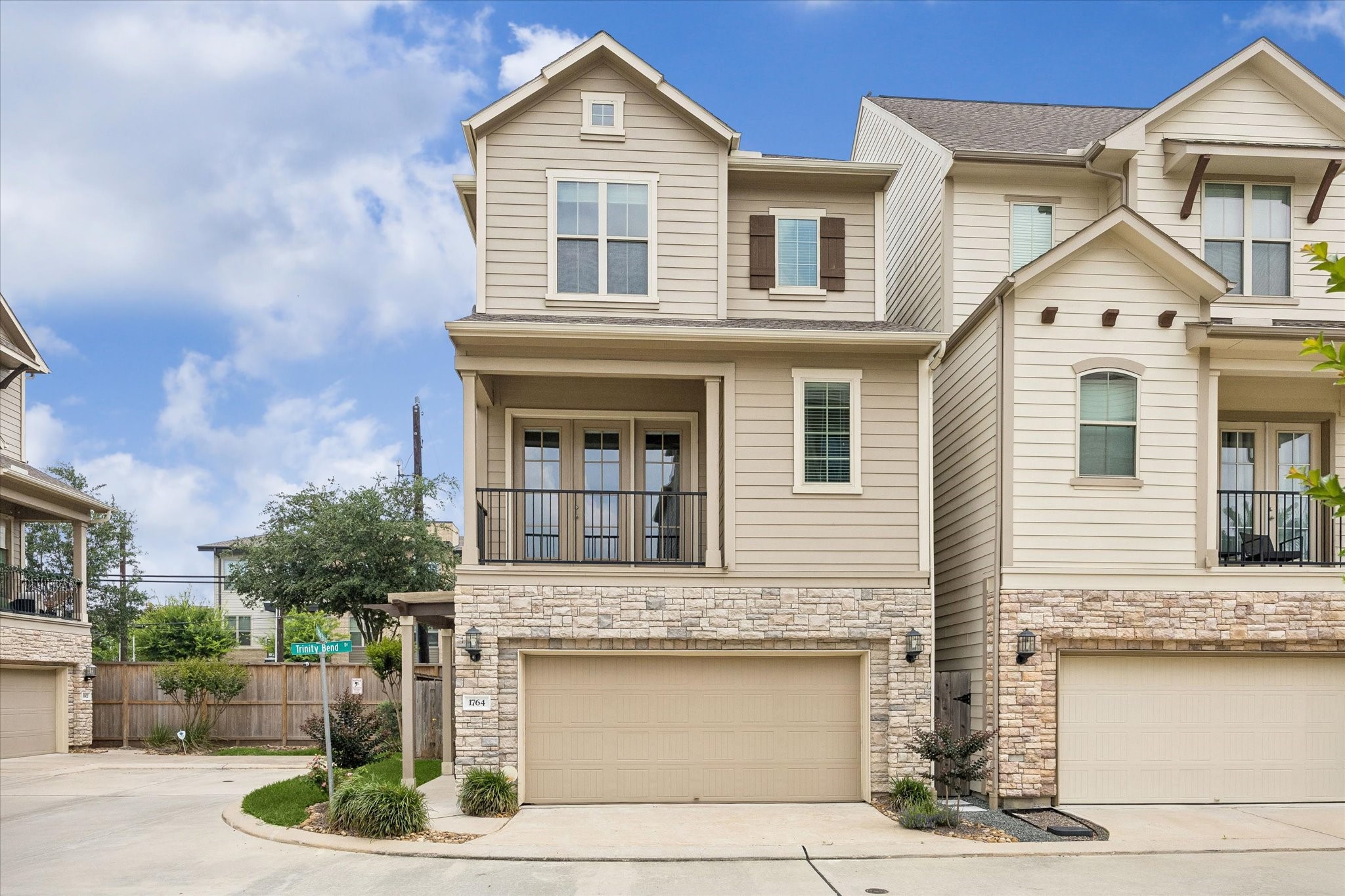 1764 Trinity Bend Drive Houston, TX 77080 - Photo 2 of 25 Corner lot with extra side yard and small backyard space allowing for more privacy.