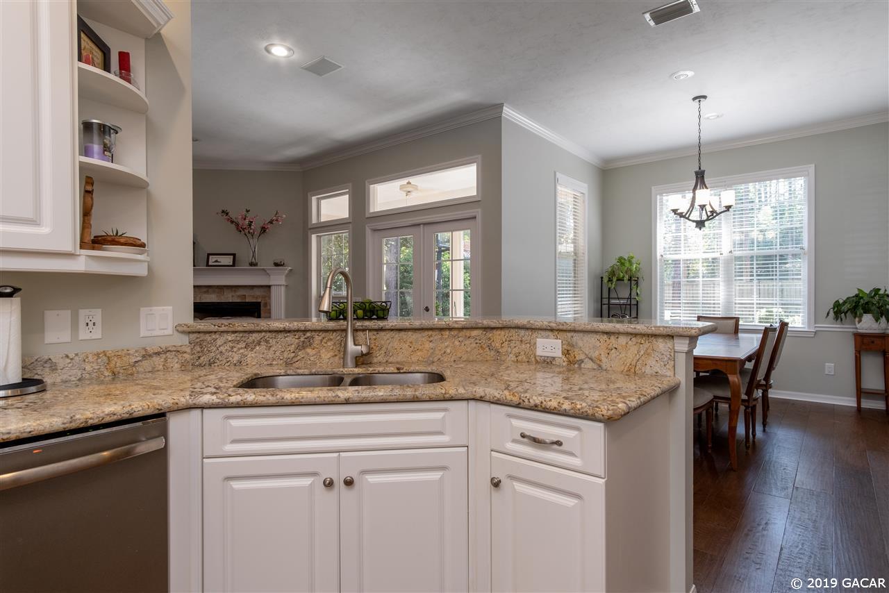 9431 Southwest 30th Road Gainesville, FL 32608 - Photo 9 of 25 Gallery Image 9