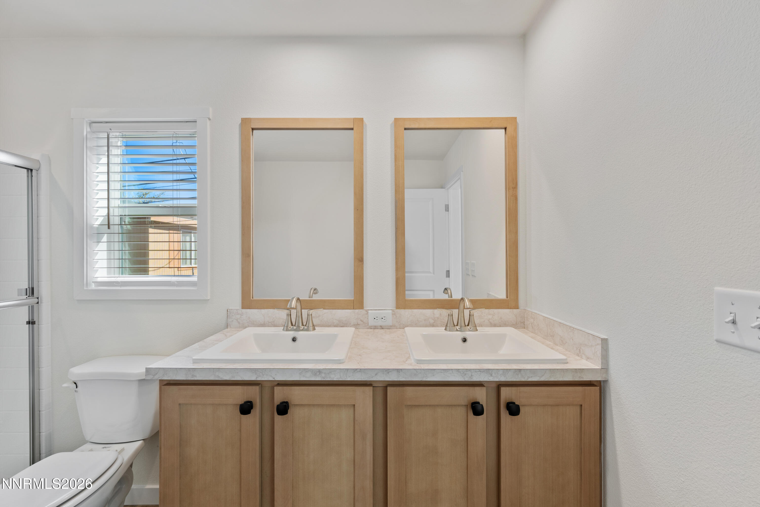 125 Fireman Row Dayton, NV 89403 - Photo 13 of 18 A7V03862