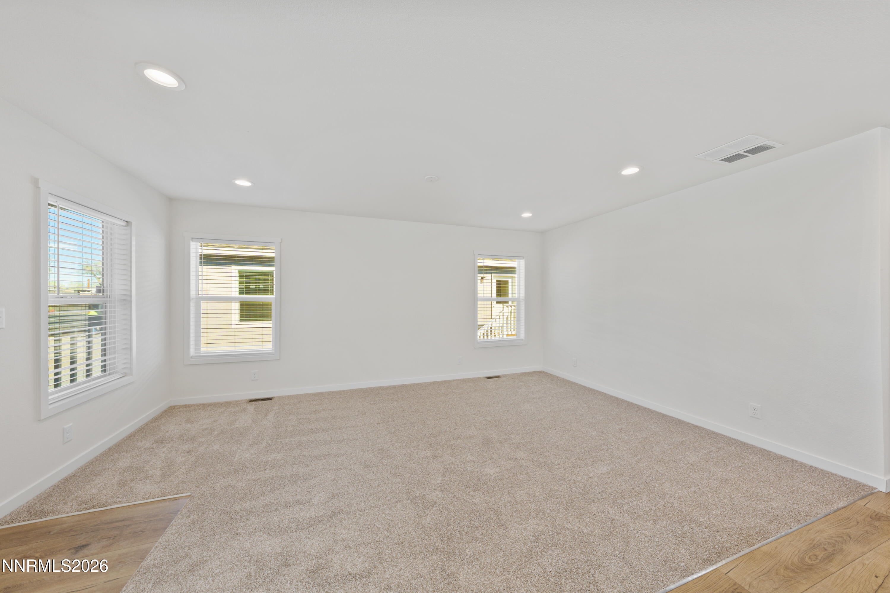 125 Fireman Row Dayton, NV 89403 - Photo 9 of 18 A7V03727