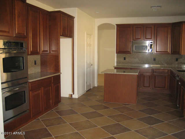 2310 West Red Range Way Phoenix, AZ 85085 - Photo 3 of 6 Kitchen