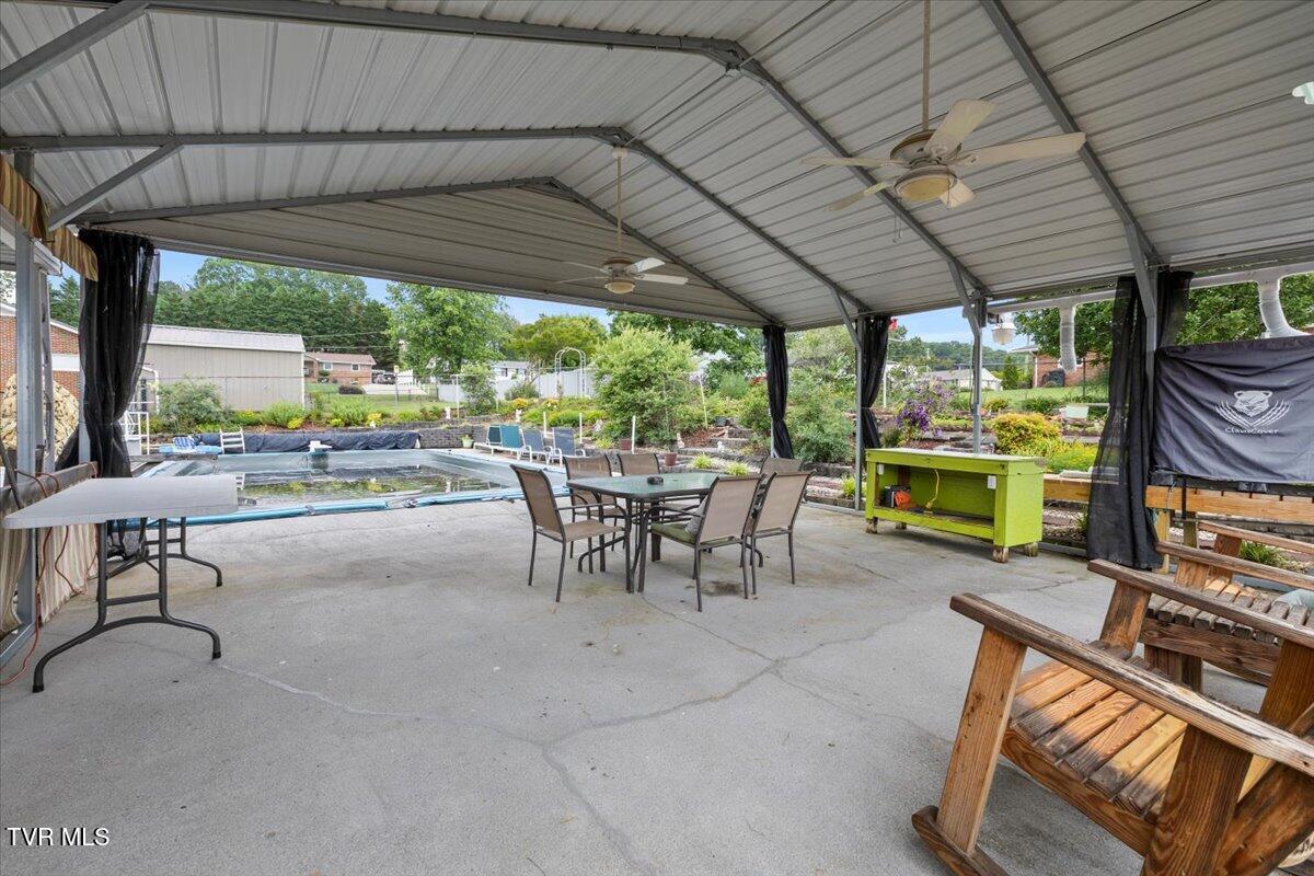 111 Dickson Road Kingsport, TN 37660 - Photo 31 of 51 32-128A9288