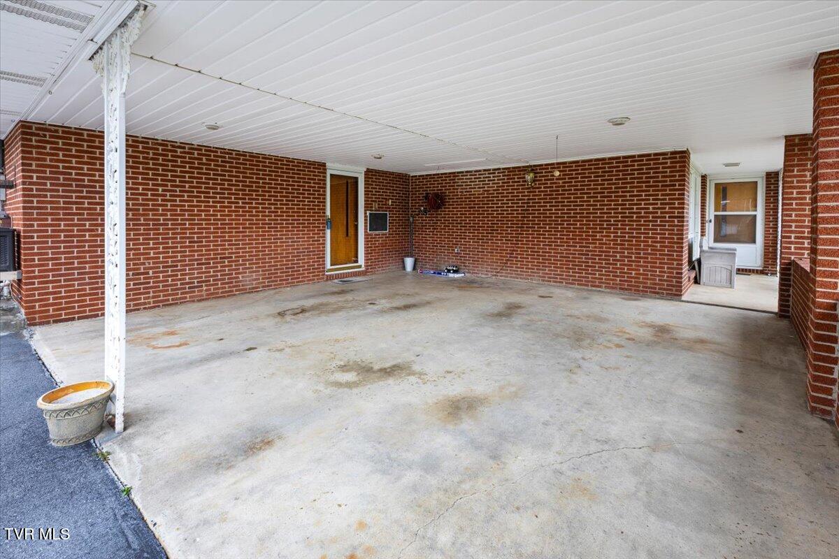 111 Dickson Road Kingsport, TN 37660 - Photo 40 of 51 41-128A9317