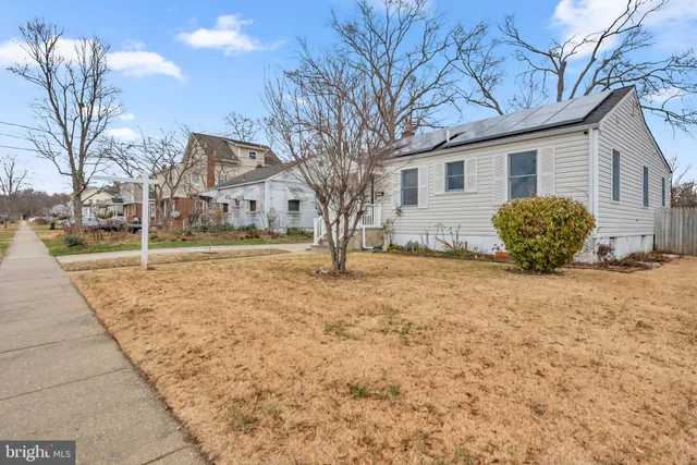 $525,000 | 9707 53rd Avenue, College Park, MD 20740