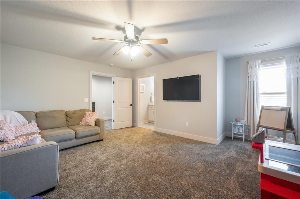 2500 Northwest Riverview Drive Riverside, MO 64150 - Photo 32 of 40