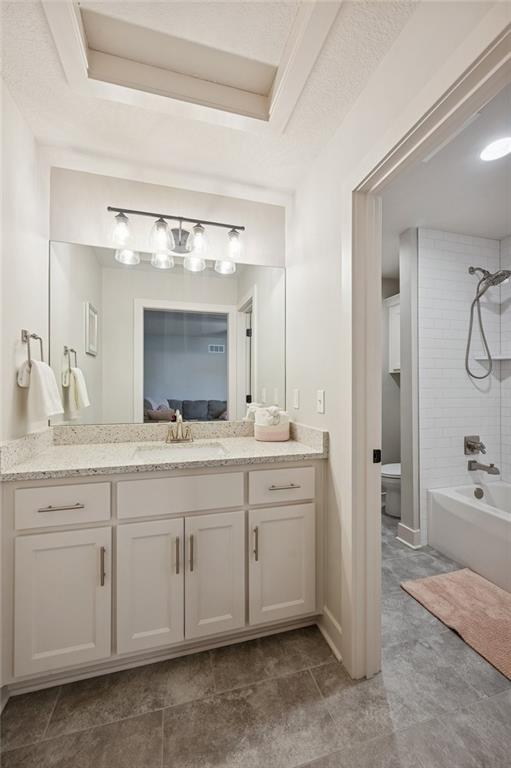 2500 Northwest Riverview Drive Riverside, MO 64150 - Photo 33 of 40