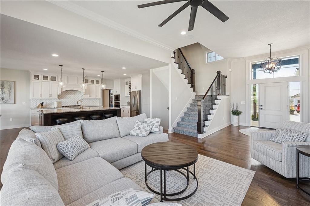 2500 Northwest Riverview Drive Riverside, MO 64150 - Photo 6 of 40