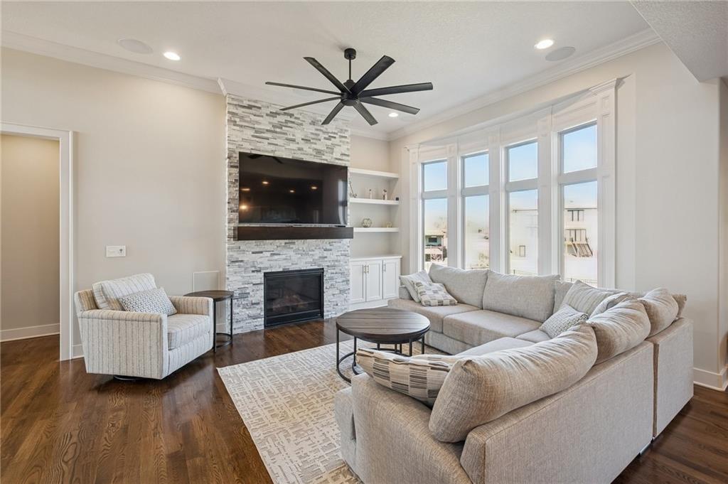 2500 Northwest Riverview Drive Riverside, MO 64150 - Photo 7 of 40