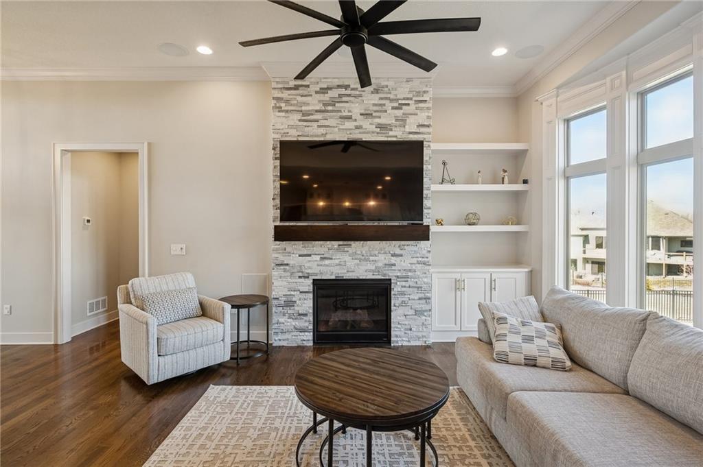 2500 Northwest Riverview Drive Riverside, MO 64150 - Photo 8 of 40