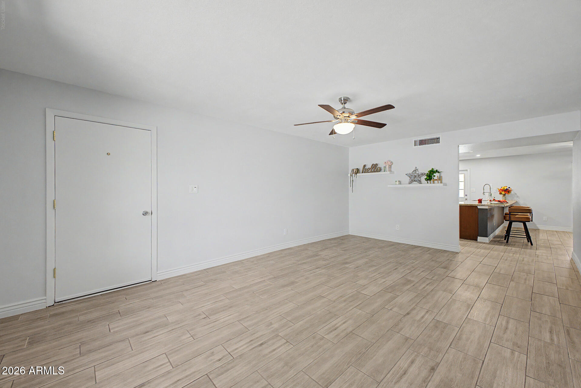 2332 East Riviera Drive Tempe, AZ 85282 - Photo 6 of 29 Living room
