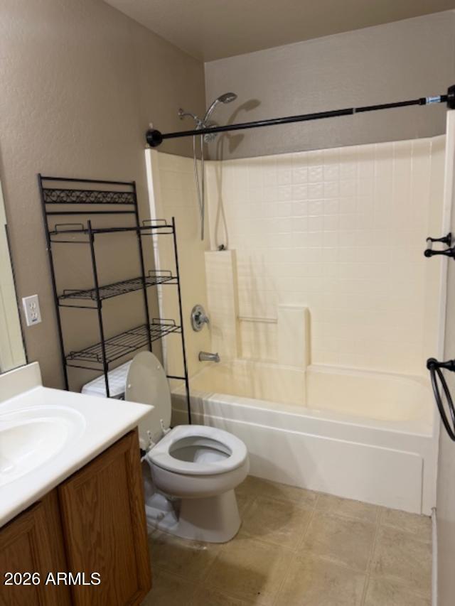 307 South Carter Ranch Road Coolidge, AZ 85128 - Photo 15 of 17 a bathroom with a sink a toilet a mirror and shower