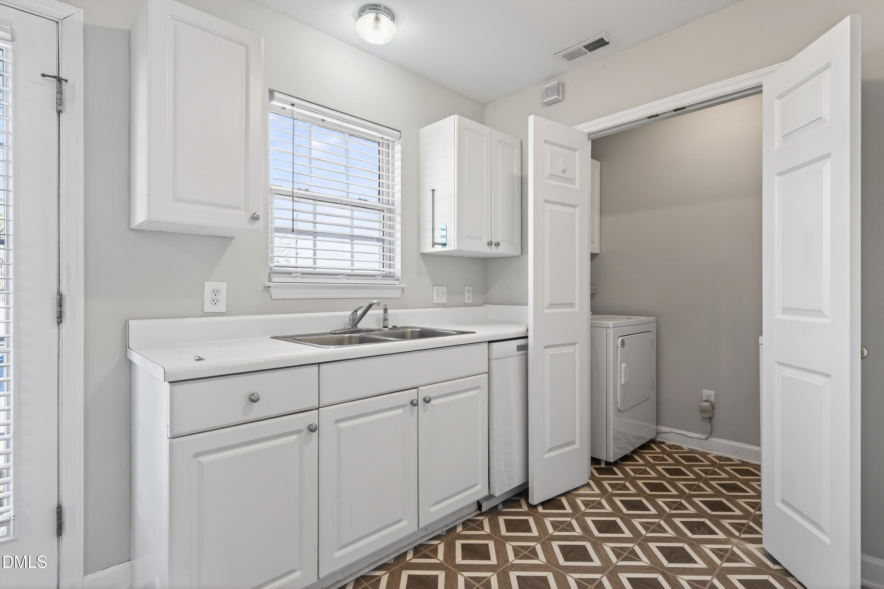 1601 Briarmont Court Raleigh, NC 27610 - Photo 16 of 30 22-print-1601 Briarmont-17