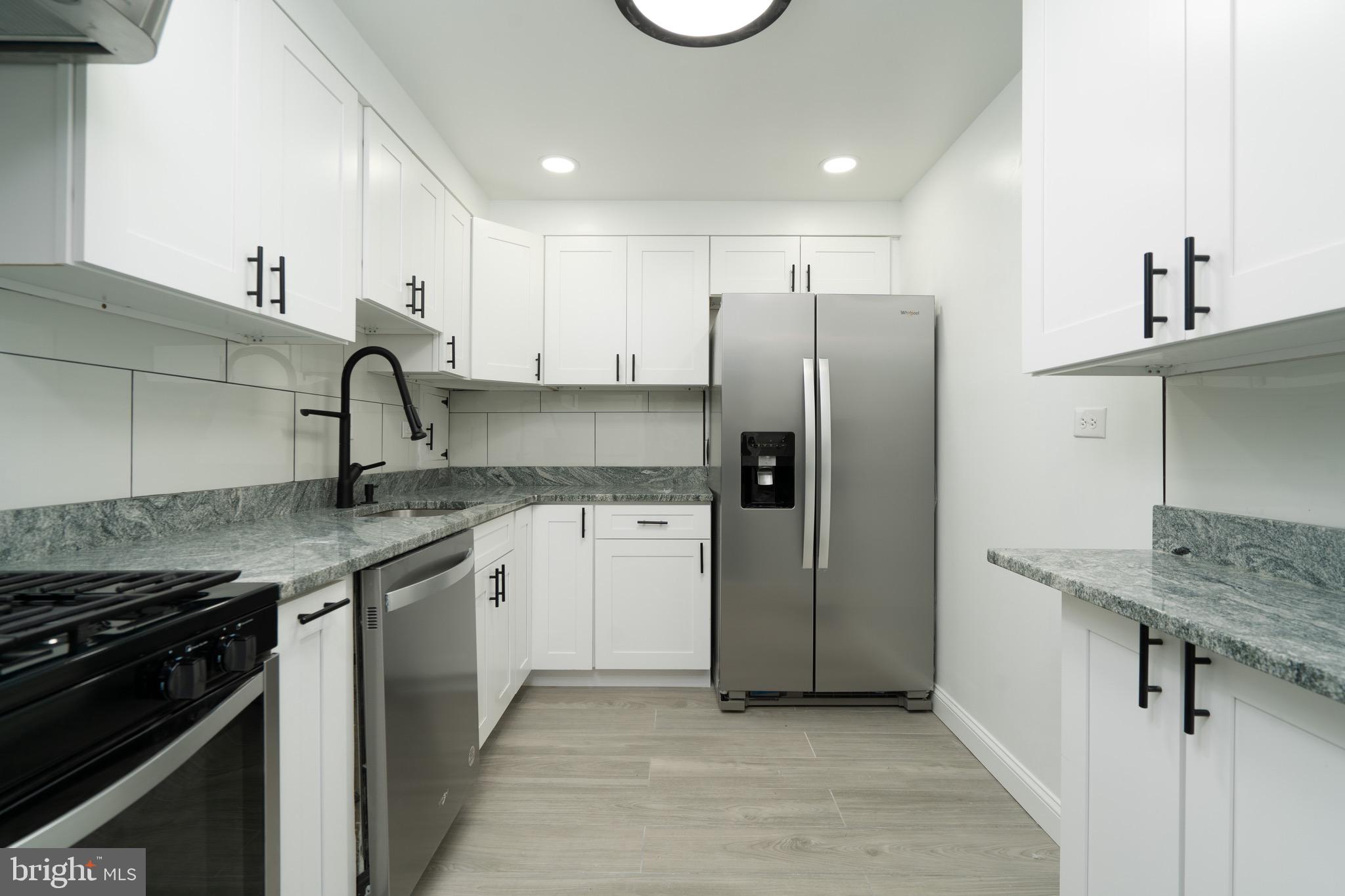 700 7th Street Southwest, Unit 727 Washington, DC 20024 - Photo 12 of 32