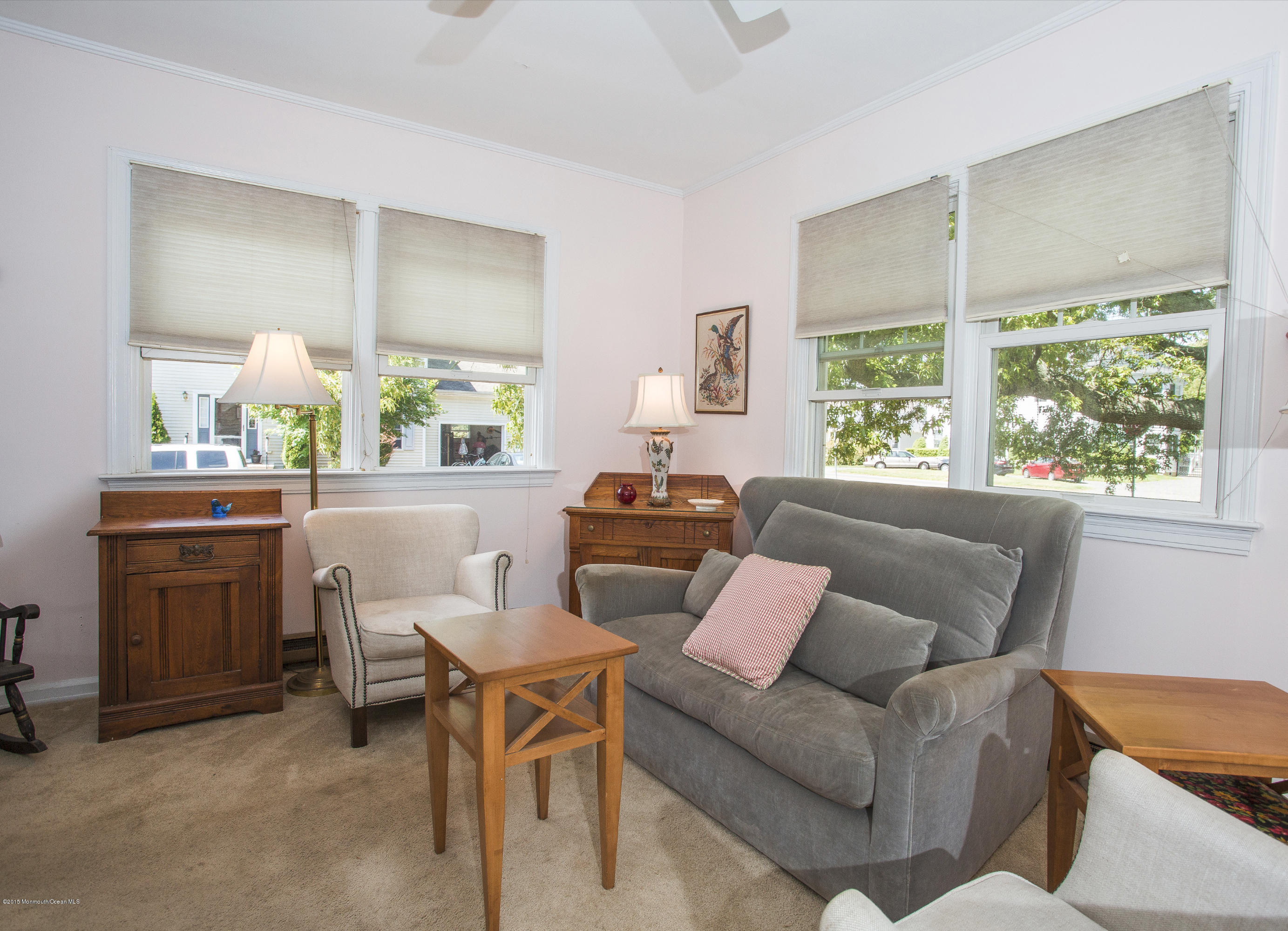 1520 Dorset Dock Road Point Pleasant, NJ 08742 - Photo 8 of 18 Living Room