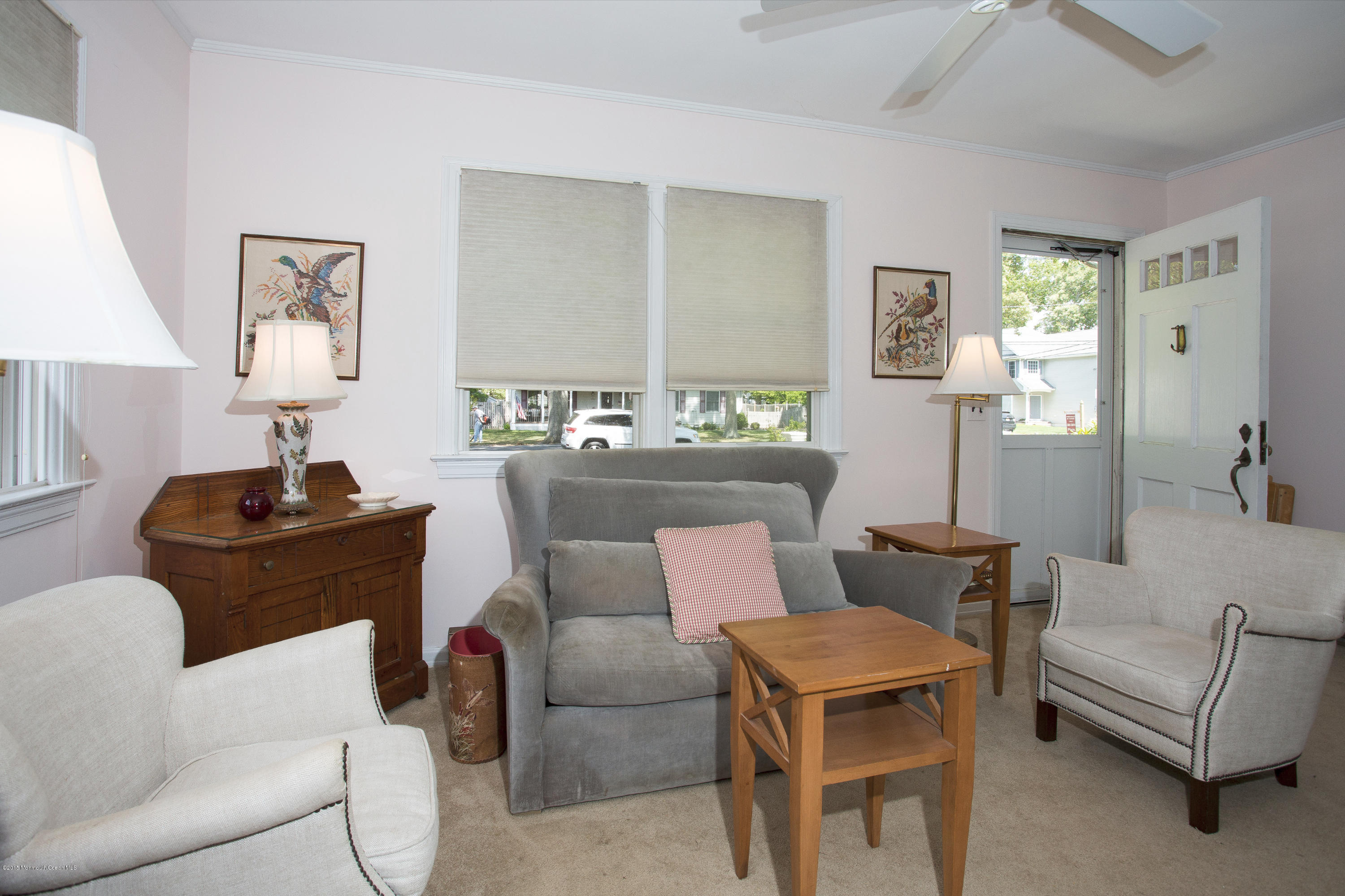 1520 Dorset Dock Road Point Pleasant, NJ 08742 - Photo 9 of 18 Living Room