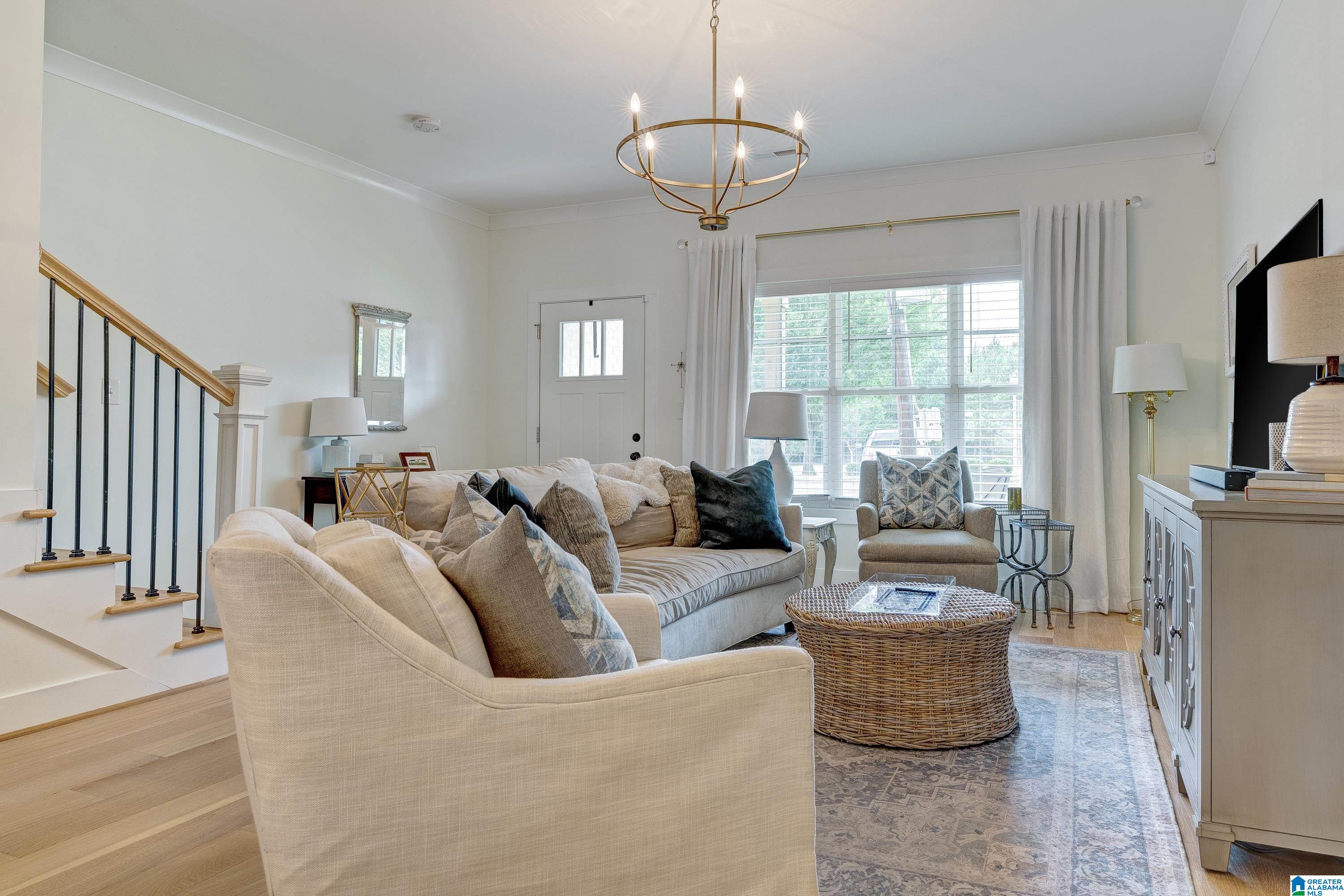 623 Oak Grove Road, Unit 623 Birmingham, AL 35209 - Photo 5 of 49