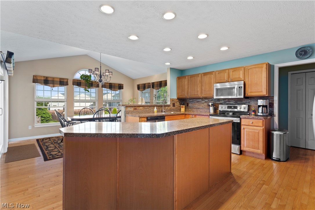 5320 Otten Road North Ridgeville, OH 44039 - Photo 13 of 29 kitchen