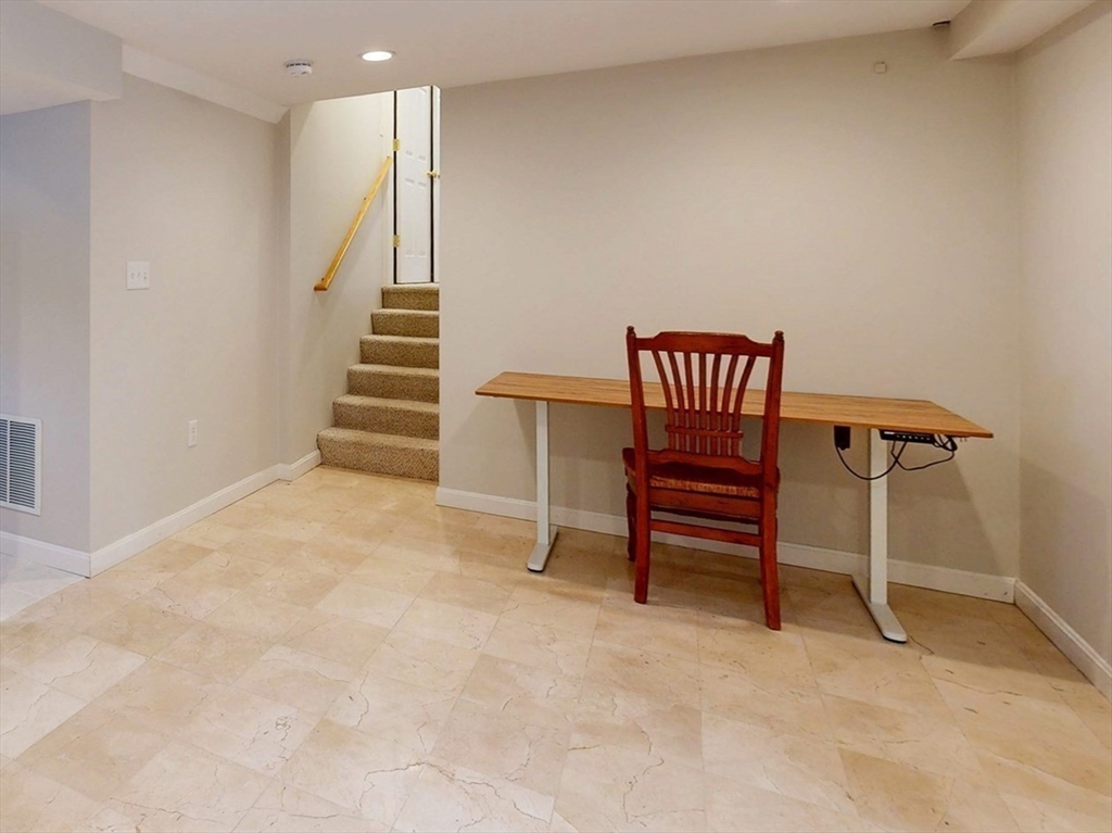 17 Fairview Road Medfield, MA 02052 - Photo 27 of 36