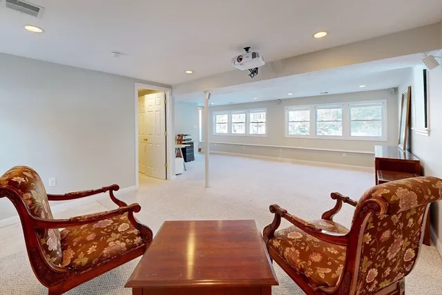 $958,800 | 17 Fairview Road, Medfield, MA 02052