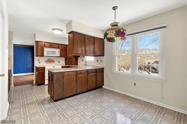 $499,900 | 9 Killdeer Drive, Hackettstown, NJ 07840