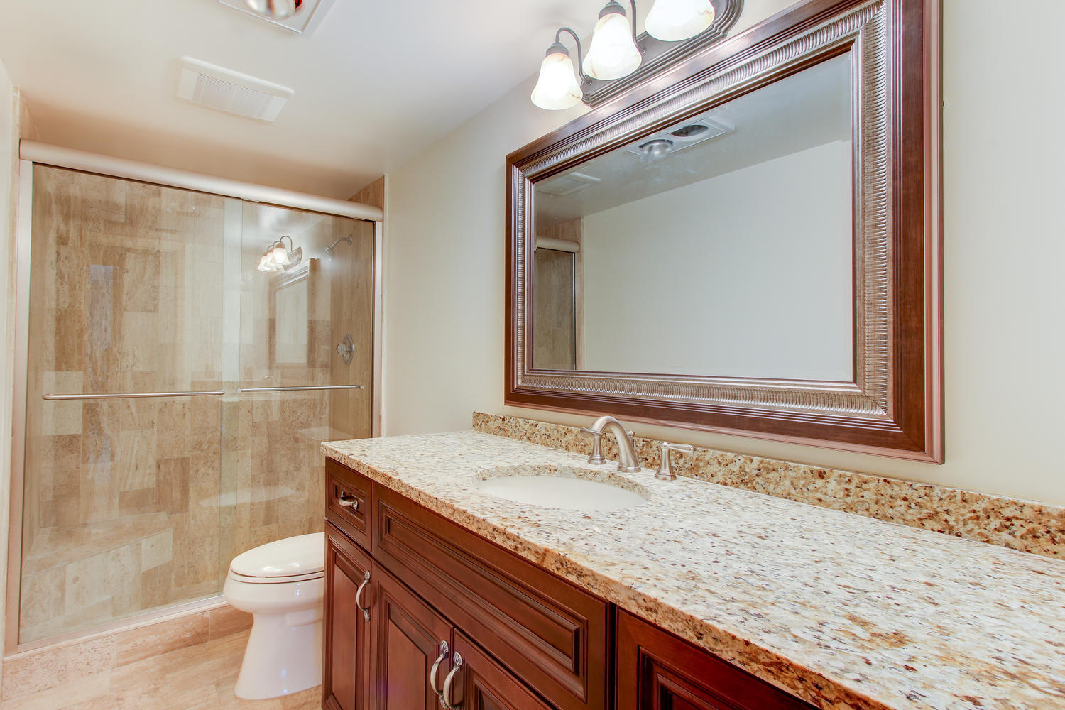 10969 Sandy Run Road Jupiter, FL 33478 - Photo 19 of 31 Guest Bath