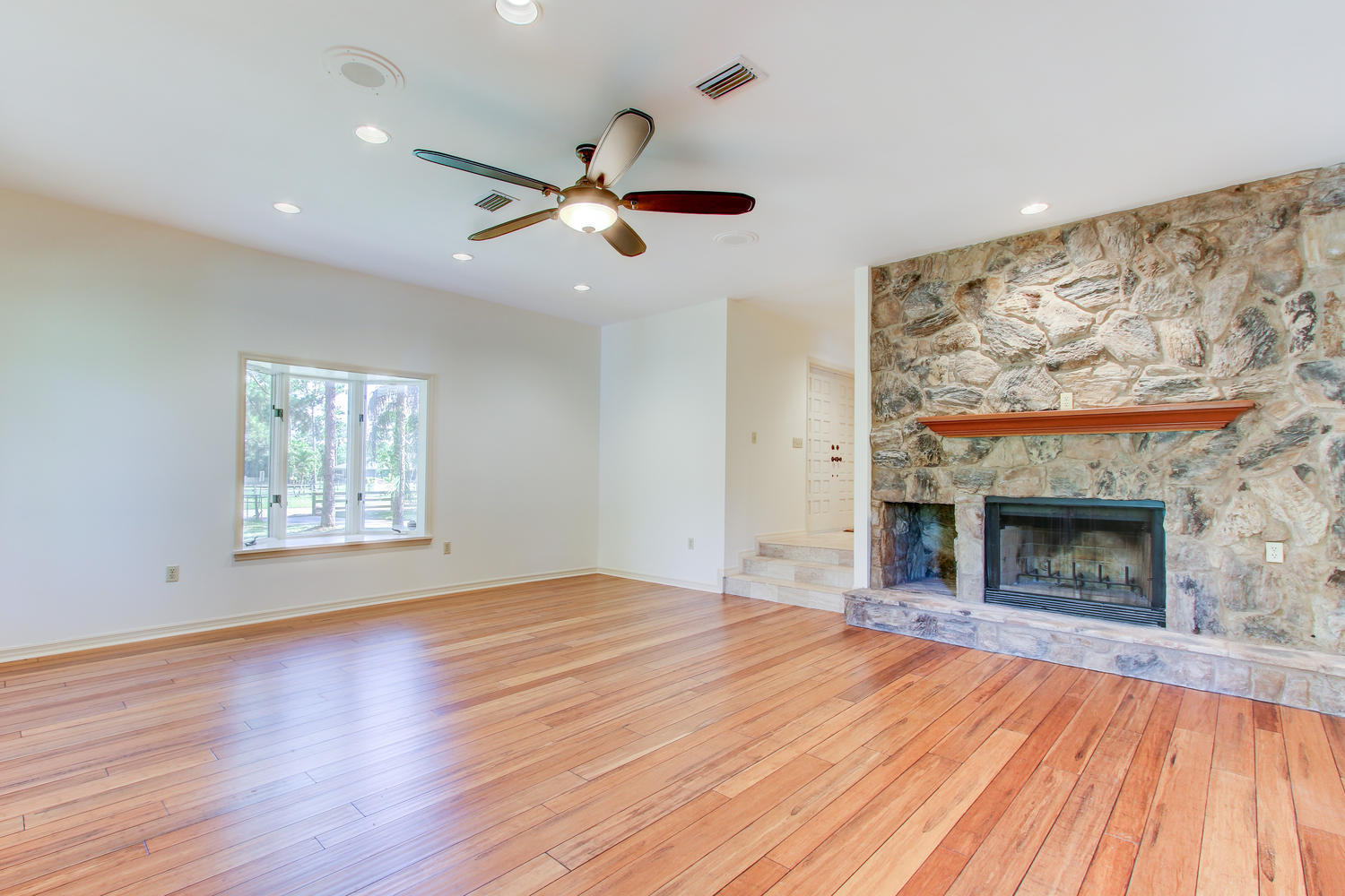 10969 Sandy Run Road Jupiter, FL 33478 - Photo 6 of 31 Living Room