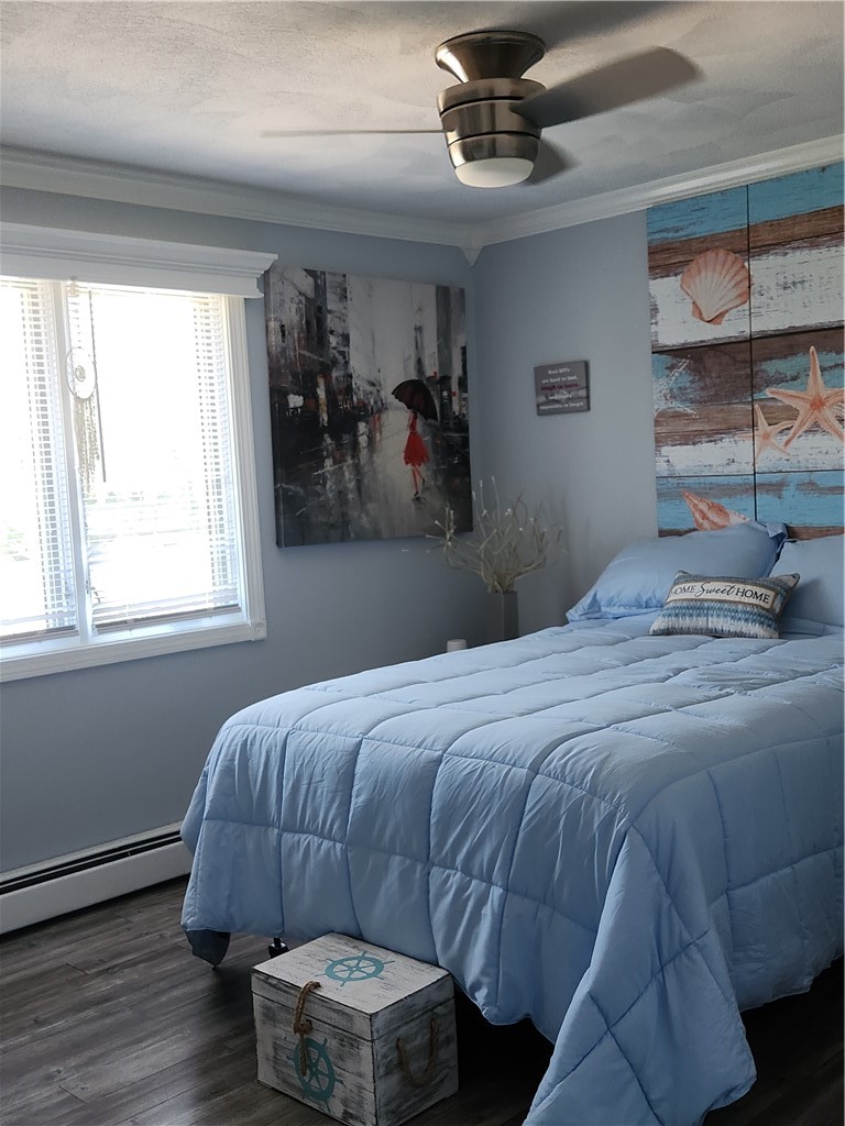 75 Chiswick Road Warwick, RI 02889 - Photo 9 of 32