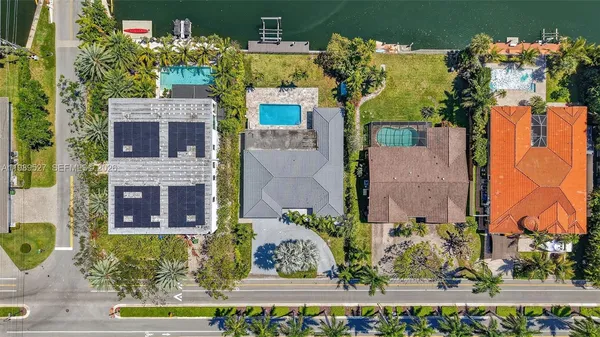 $18,900 | 607 Layne Boulevard, Hallandale Beach, FL 33009