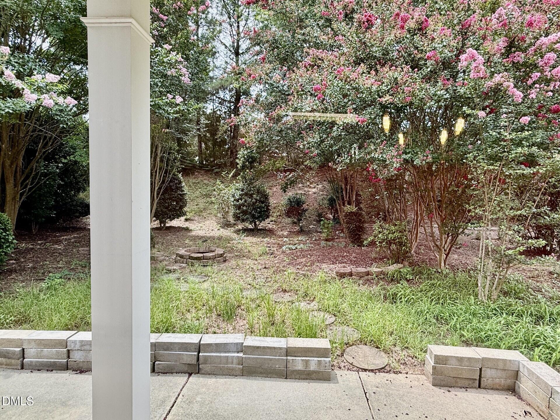 3837 full yard view