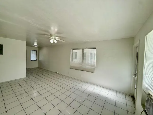 $1,600 | 1251 West River Drive, Unit 4, Margate, FL 33063