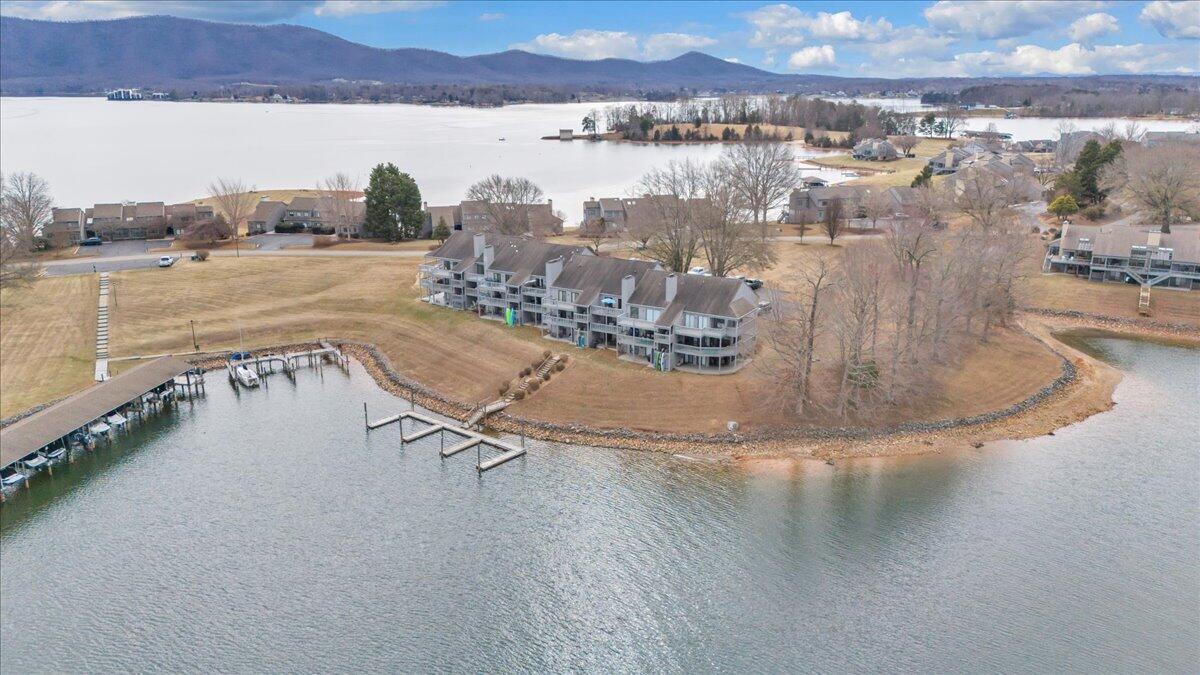 93 Peninsula Point Drive, Unit B5 Moneta, VA 24121 - Photo 41 of 48 a view of a lake and a mountain view