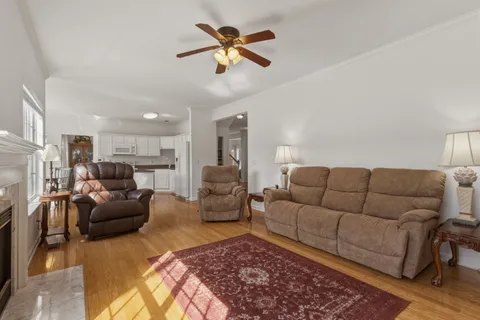 $575,000 | 5917 Woodlands Avenue, Nashville, TN 37211