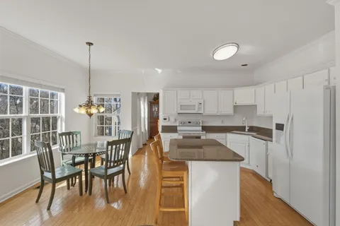 $575,000 | 5917 Woodlands Avenue, Nashville, TN 37211