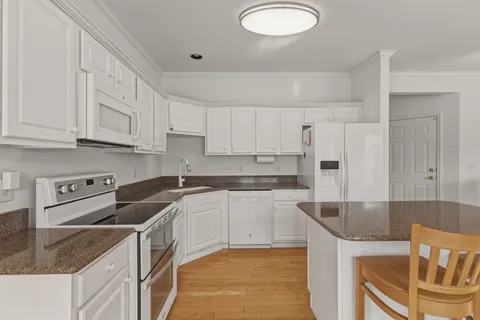 $575,000 | 5917 Woodlands Avenue, Nashville, TN 37211