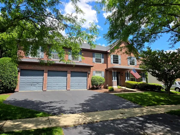 $639,900 | 784 Lindsey Lane, Bolingbrook, IL 60440