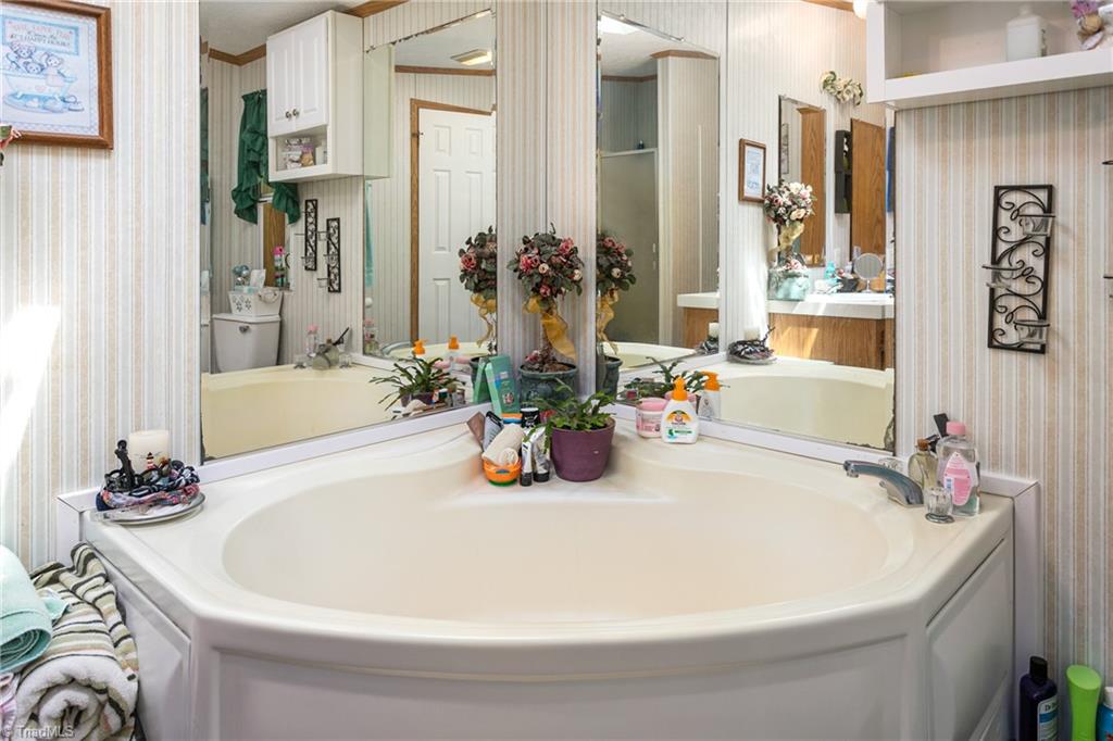 233 Paschall Road Summerfield, NC 27358 - Photo 24 of 35