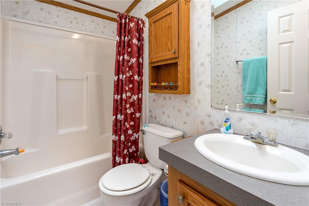 233 Paschall Road Summerfield, NC 27358 - Photo 27 of 35