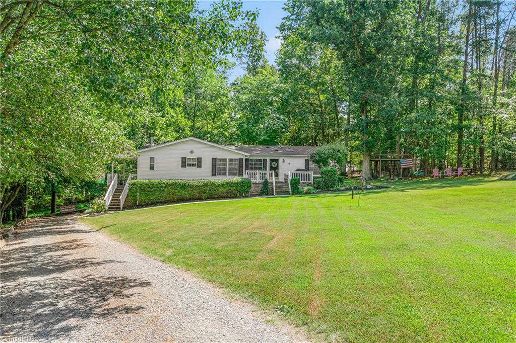 233 Paschall Road Summerfield, NC 27358 - Photo 3 of 35