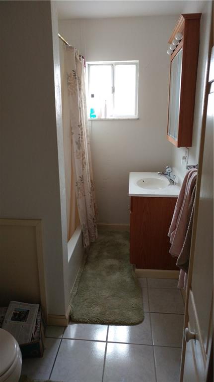 826 Broadway Avenue McKees Rocks, PA 15136 - Photo 12 of 23