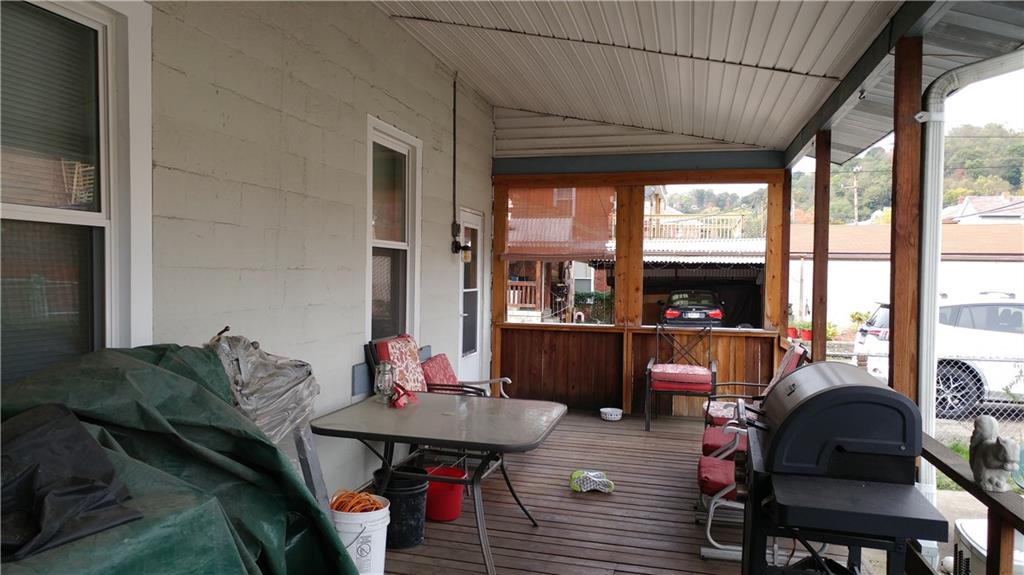 826 Broadway Avenue McKees Rocks, PA 15136 - Photo 21 of 23