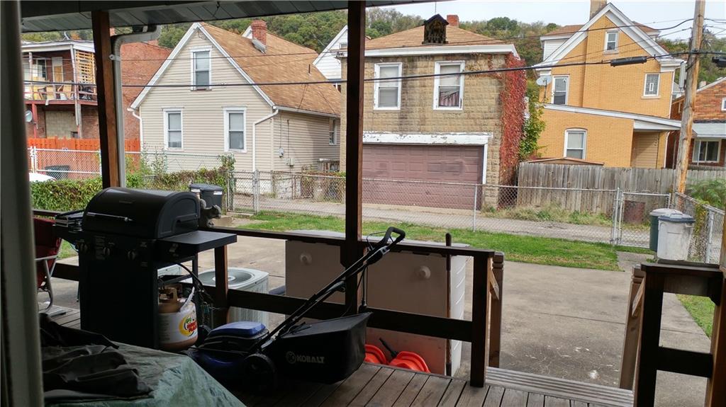 826 Broadway Avenue McKees Rocks, PA 15136 - Photo 22 of 23