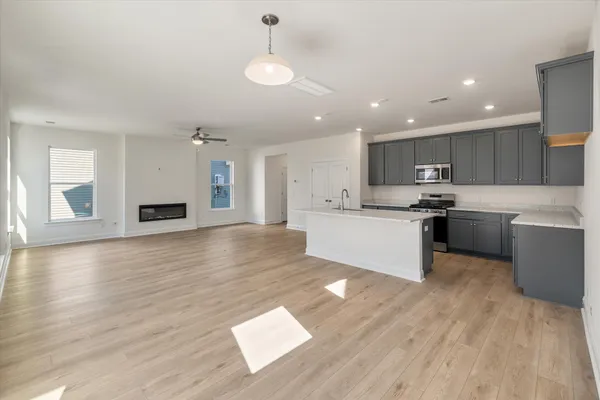 $389,990 | 367 Blue Oak Drive, Moncks Corner, SC 29461