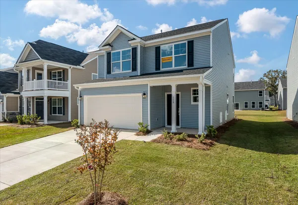 $389,990 | 367 Blue Oak Drive, Moncks Corner, SC 29461