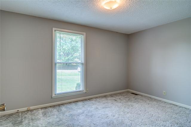 2201 Stokes Road Clarksville, TN 37043 - Photo 13 of 20 Bedroom #2