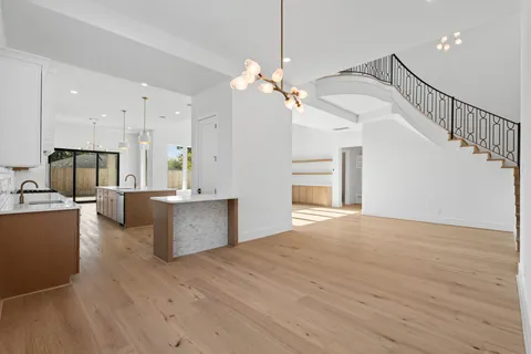 $1,274,999 | 8021 Turquoise Lane, Houston, TX 77055