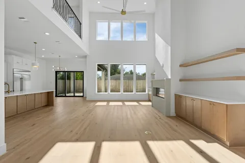 $1,274,999 | 8021 Turquoise Lane, Houston, TX 77055